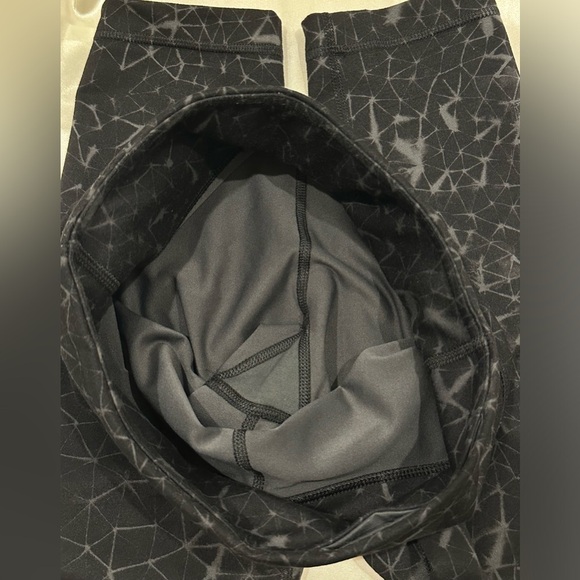 Lululemon Wunder Under Crop II Leggings Star Crushed Coal Black Mid Rise Size 4 - Picture 10 of 10